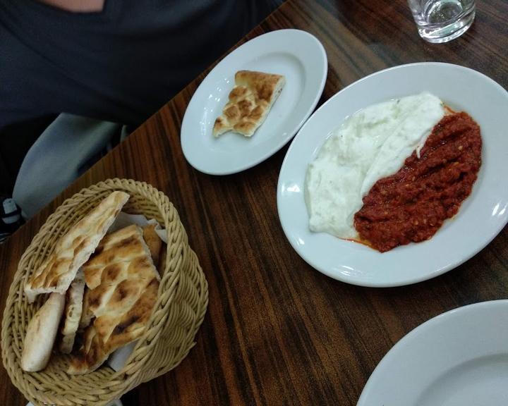 Öz Urfa Kebabhaus & Pizzeria